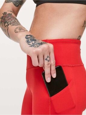 lululemon athletica pace. Rival true red crops leggings